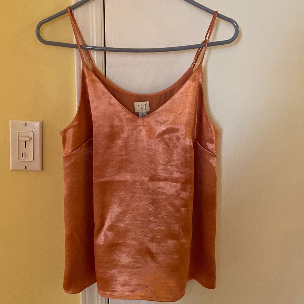 Silk tank
